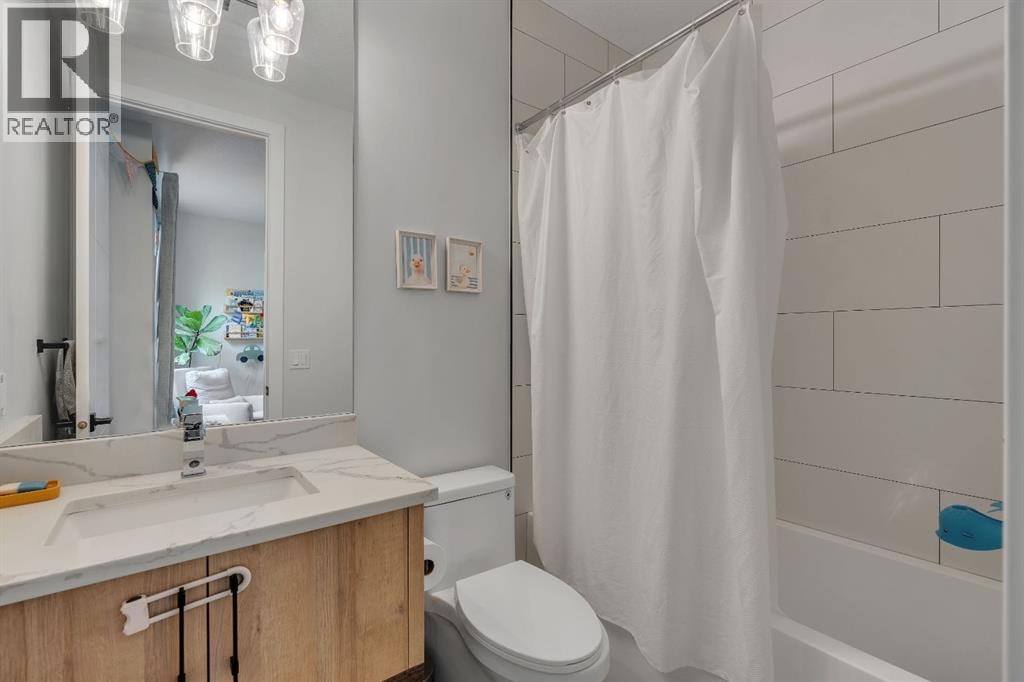 3252 18 Street SW — photo 16