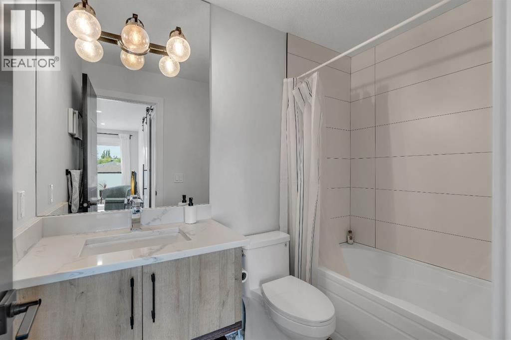 3252 18 Street SW — photo 34