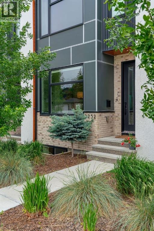 3252 18 Street SW — photo 45