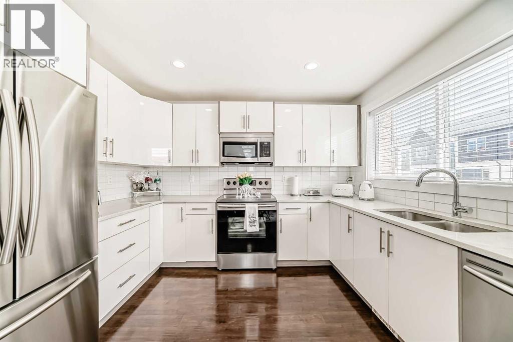 407, 1530 Bayside Avenue SW — photo 17