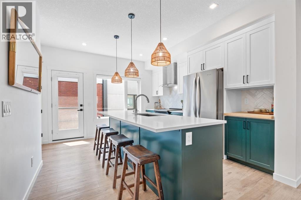 408 Greenbriar Common NW — photo 2