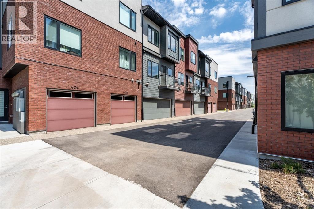 408 Greenbriar Common NW — photo 43