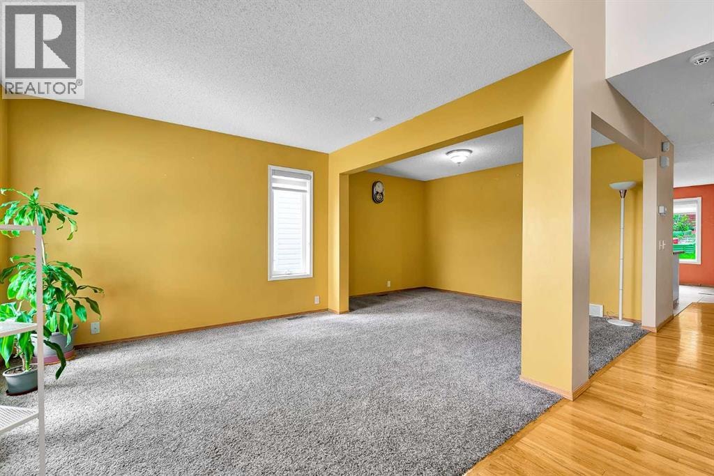 332 Harvest Hills Drive NE — photo 4