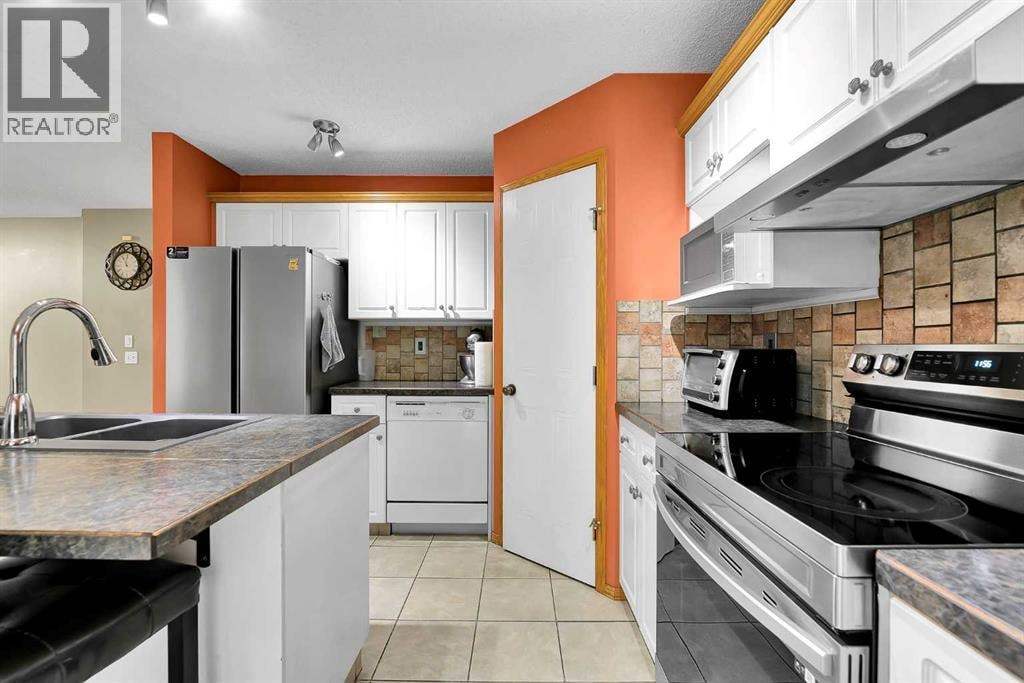 332 Harvest Hills Drive NE — photo 17