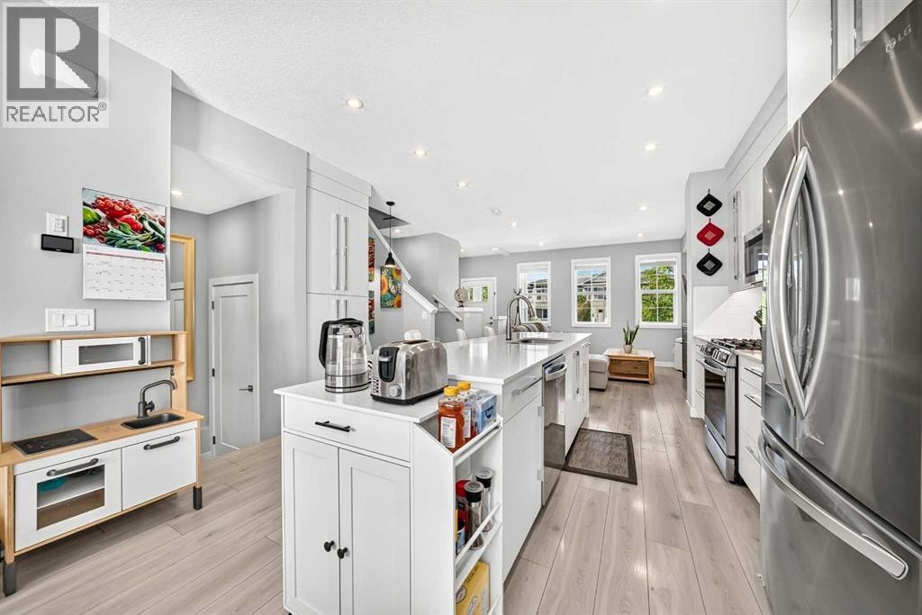 456 West Lakeview Drive — photo 8
