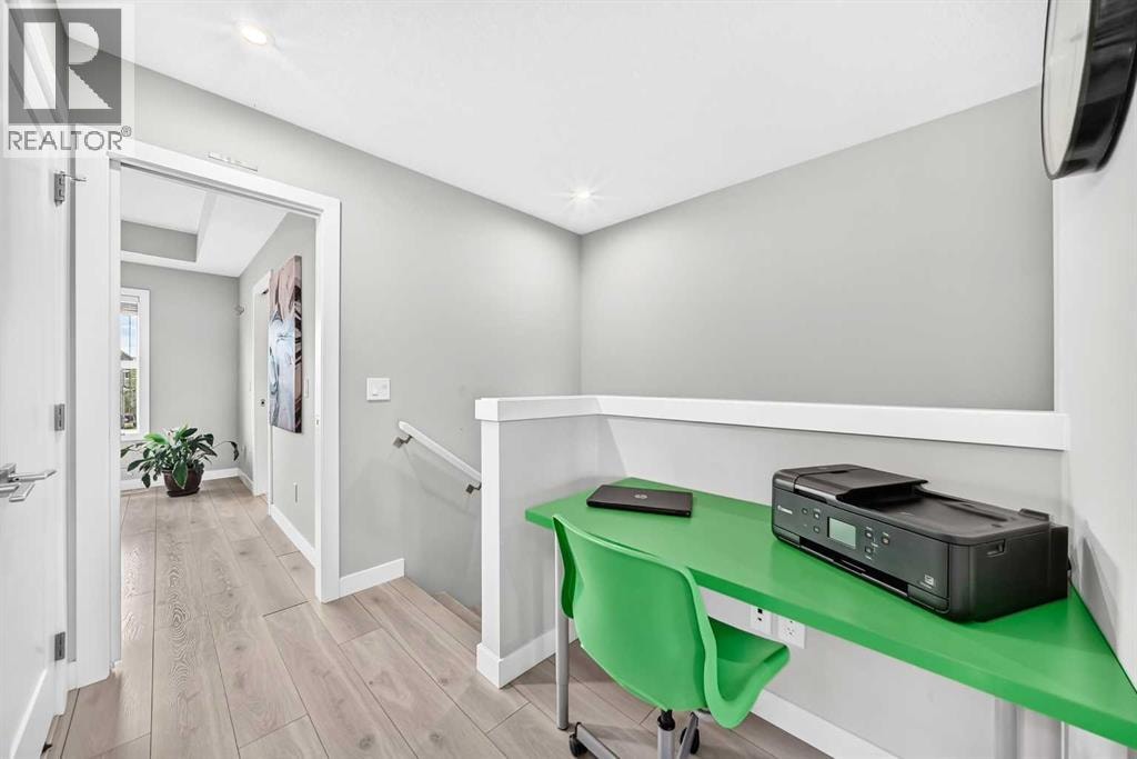 456 West Lakeview Drive — photo 32