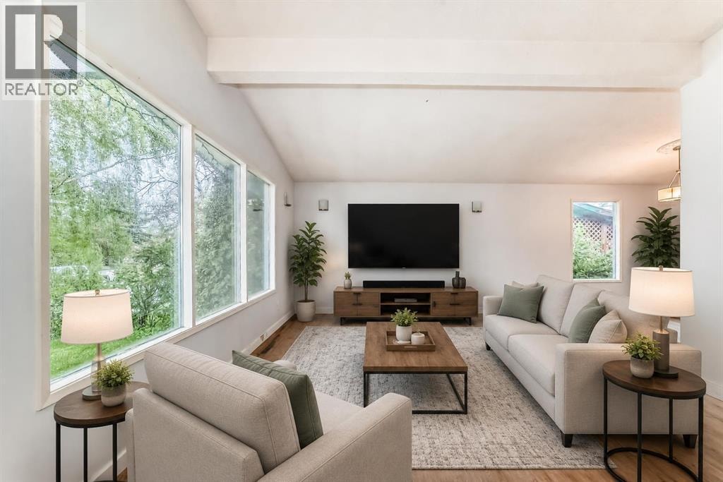 544 Penworth Way SE — photo 3