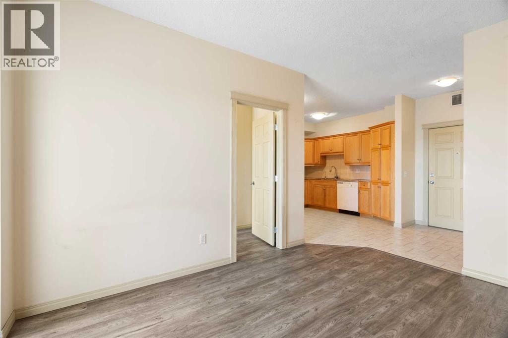512, 1507 Centre A Street NE — photo 13