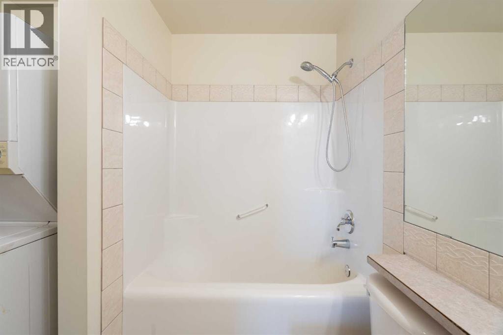 512, 1507 Centre A Street NE — photo 17