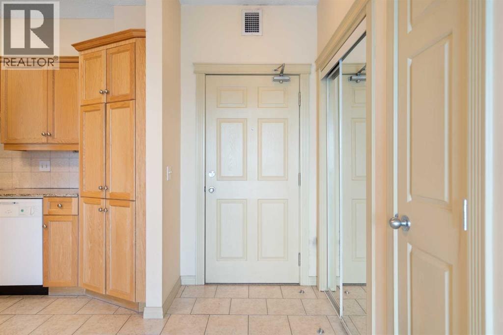512, 1507 Centre A Street NE — photo 2