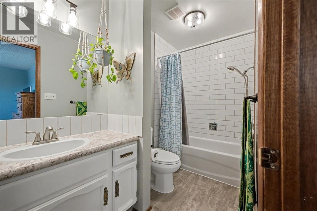 677 Wallace Drive — photo 26