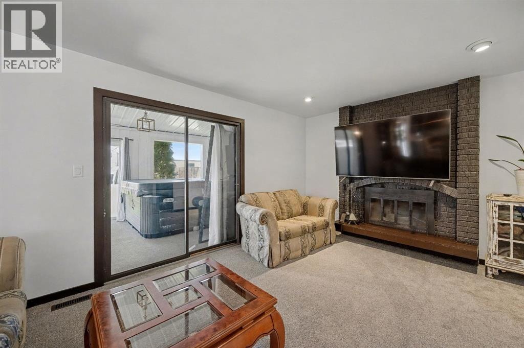 677 Wallace Drive — photo 15