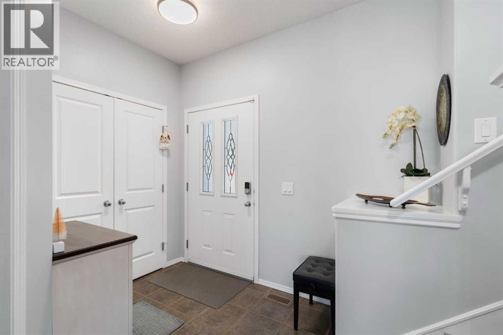 76 Rockywood Park NW — photo 4