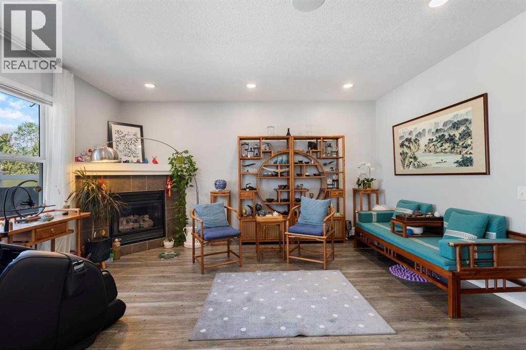 76 Rockywood Park NW — photo 9
