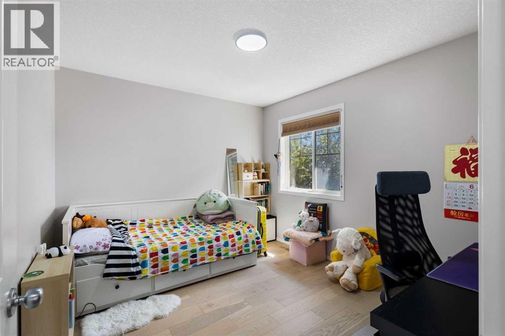 76 Rockywood Park NW — photo 25