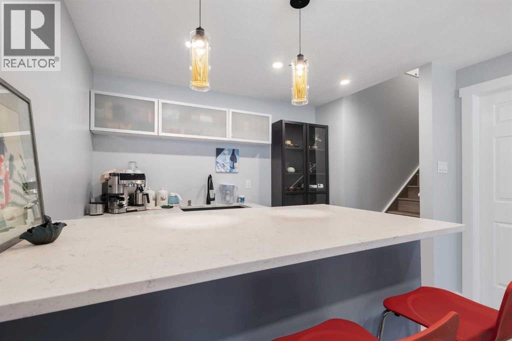 76 Rockywood Park NW — photo 37