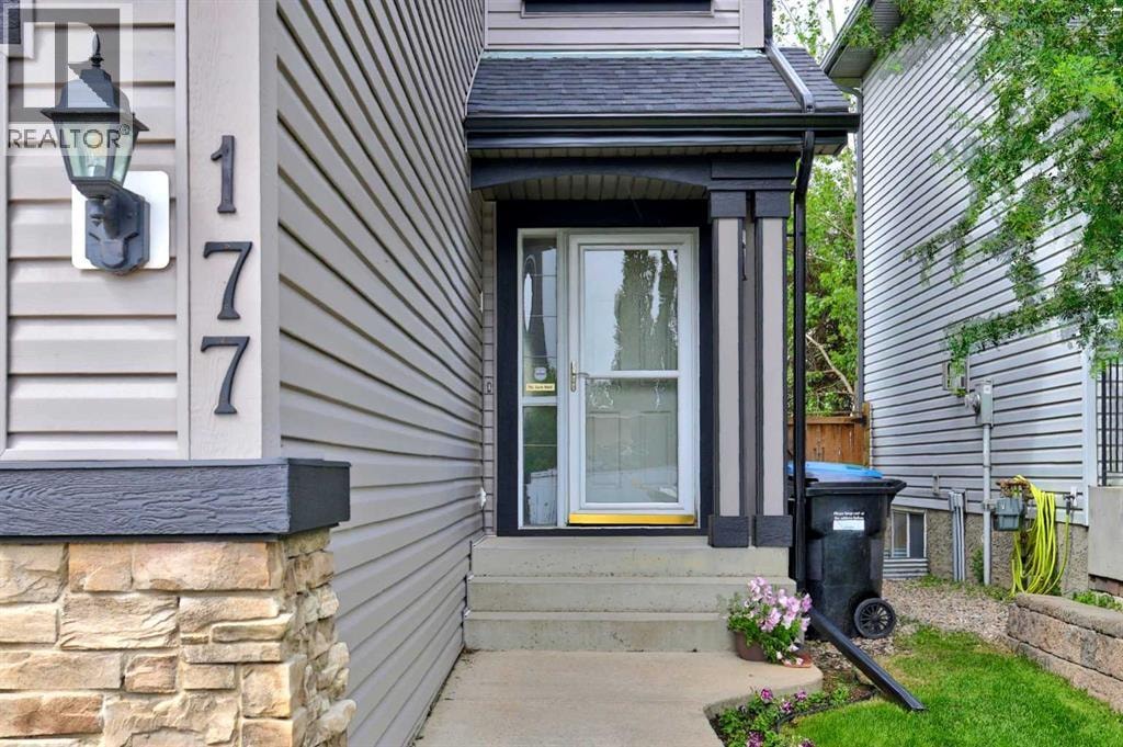 177 Covehaven Gardens NE — photo 3