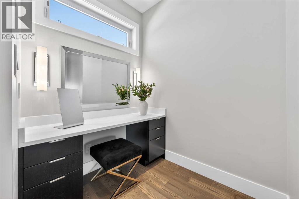 4905 21 Street SW — photo 39