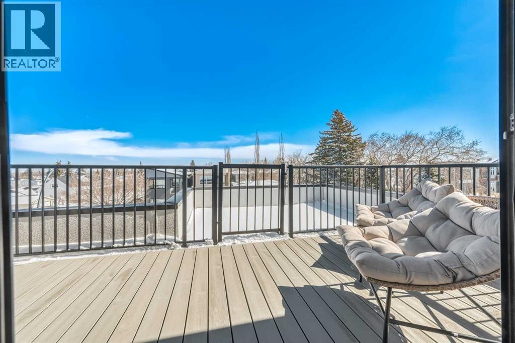 4905 21 Street SW — photo 41
