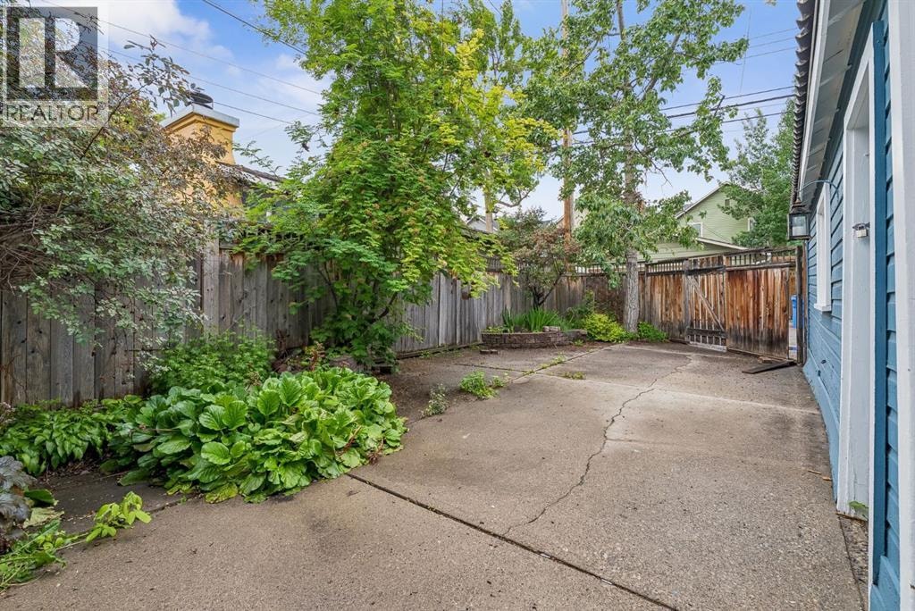 3217 Elbow Drive SW — photo 38