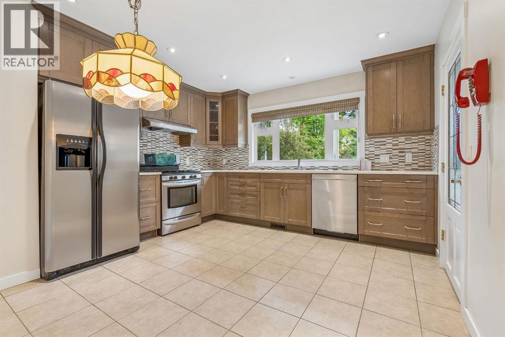3217 Elbow Drive SW — photo 17