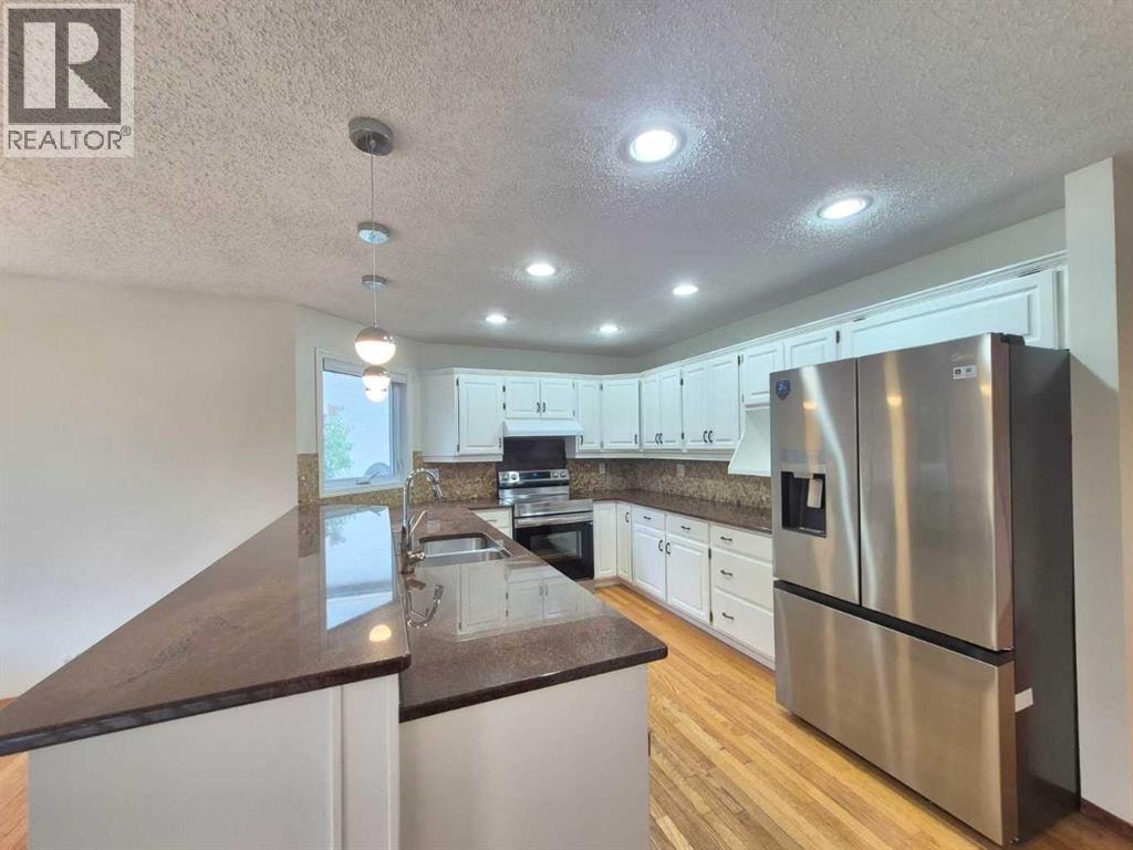 7 Suncastle Crescent SE — photo 9
