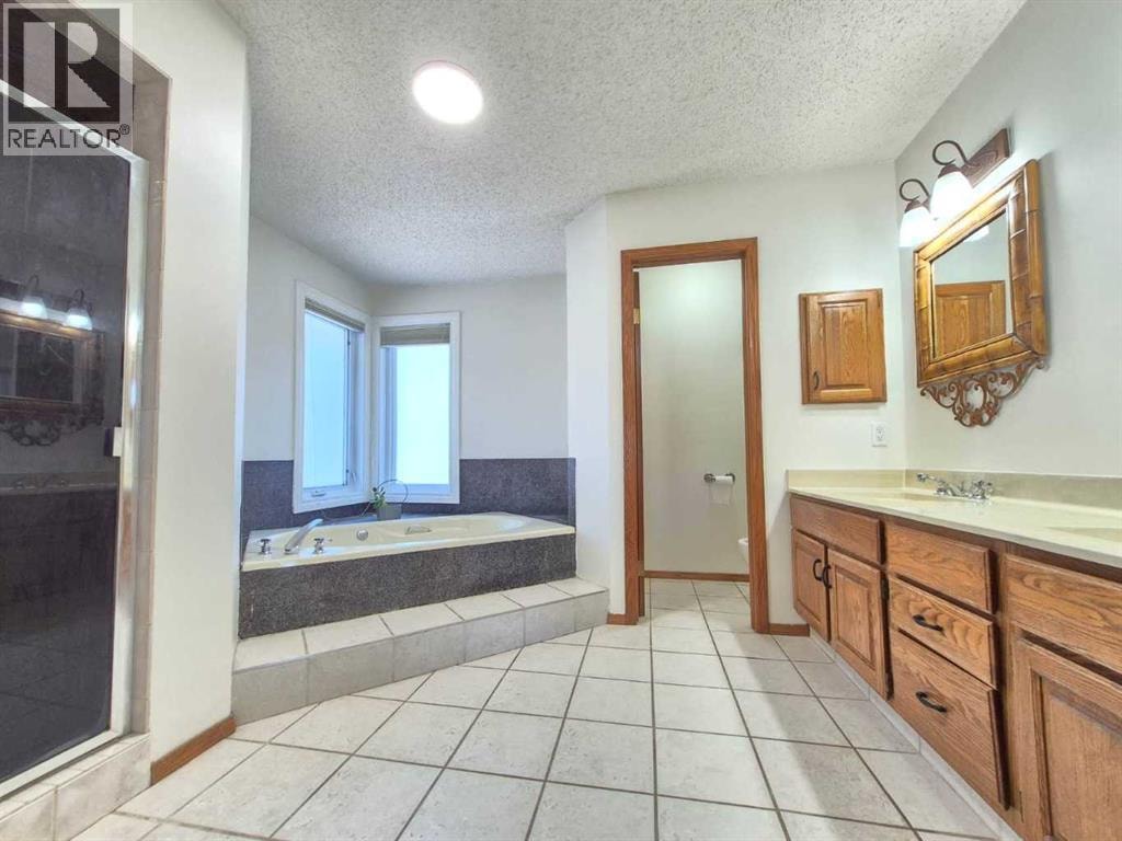 7 Suncastle Crescent SE — photo 23