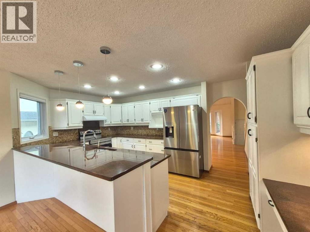 7 Suncastle Crescent SE — photo 8