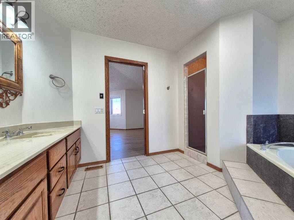 7 Suncastle Crescent SE — photo 21