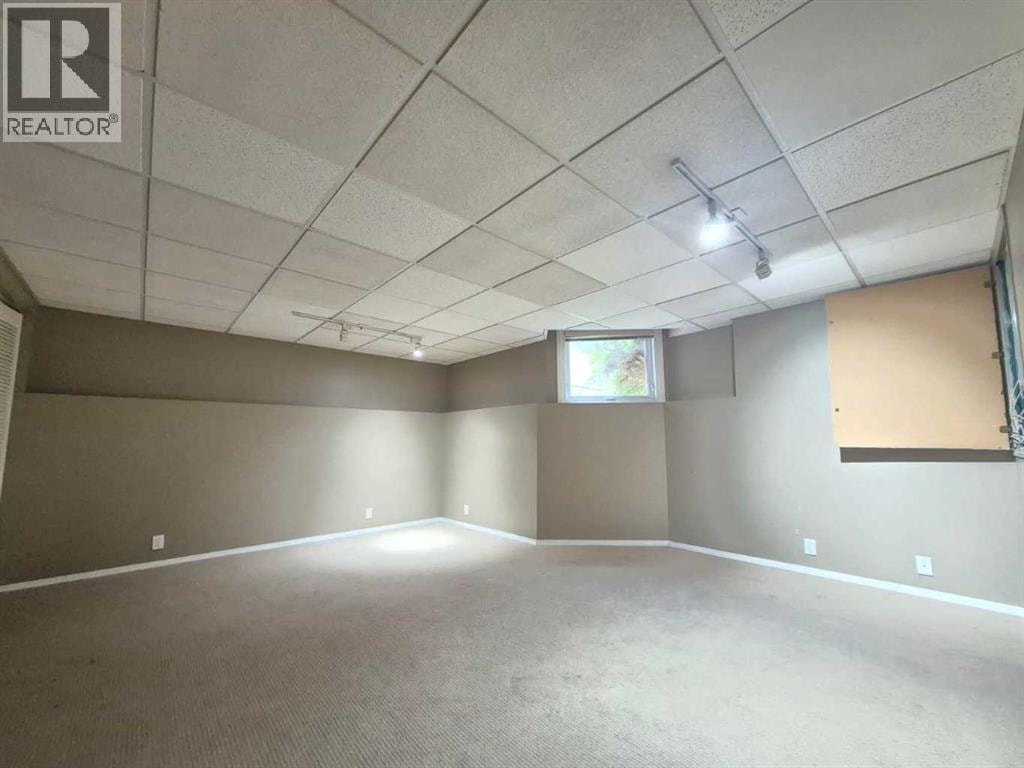 7 Suncastle Crescent SE — photo 29