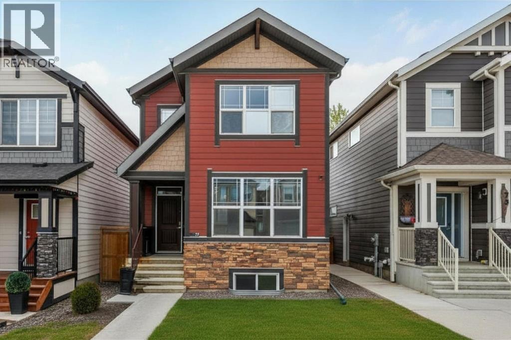 77 Masters Street SE