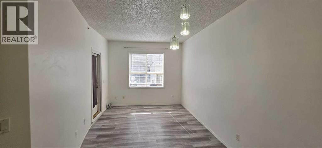 1206, 73 Erin Woods Court SE — photo 18