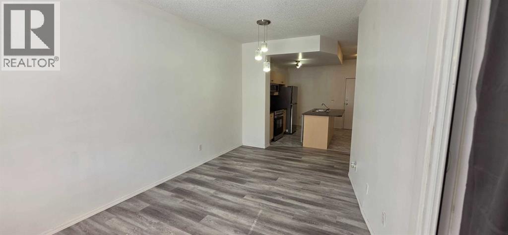 1206, 73 Erin Woods Court SE — photo 17