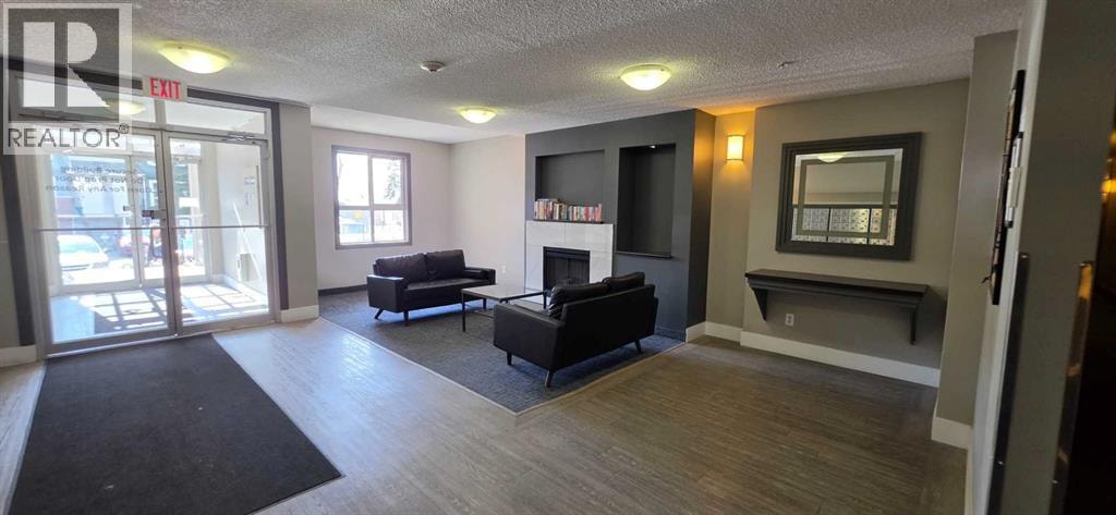 1206, 73 Erin Woods Court SE — photo 27