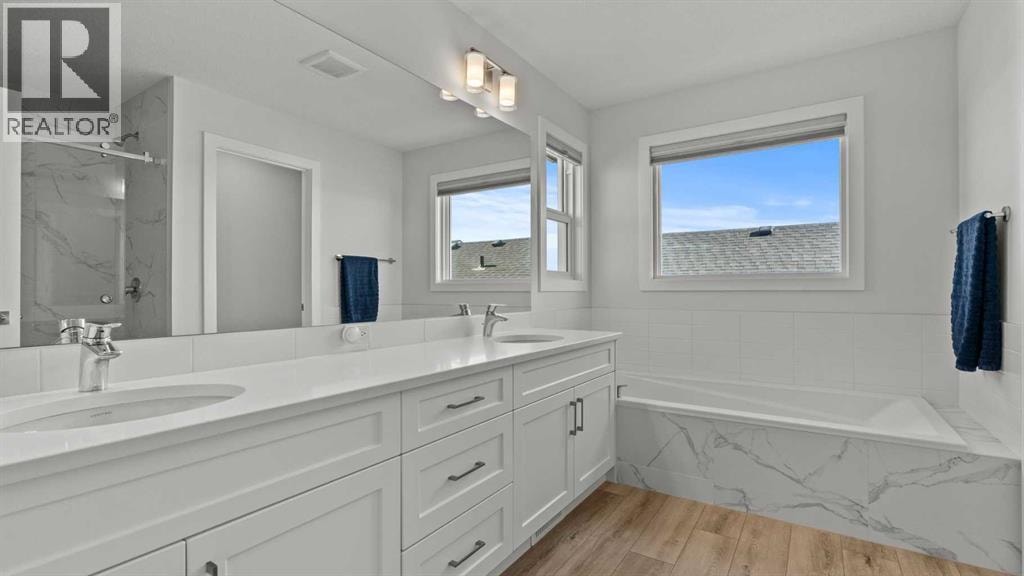 152 Threepoint Cove — photo 23