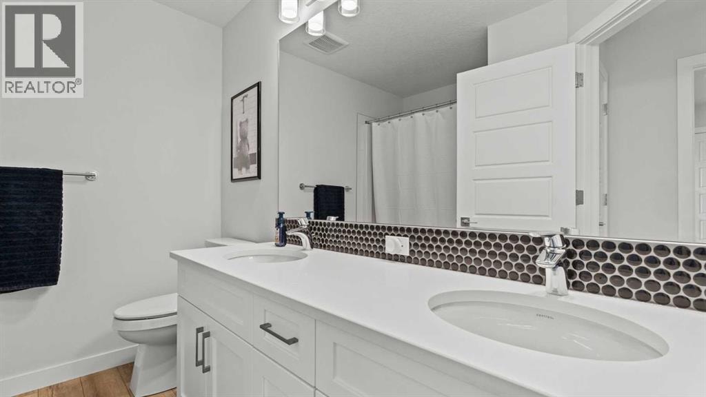 152 Threepoint Cove — photo 33
