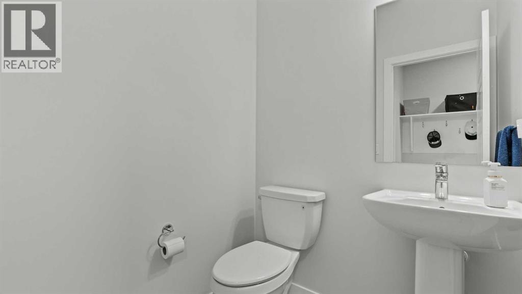 152 Threepoint Cove — photo 18