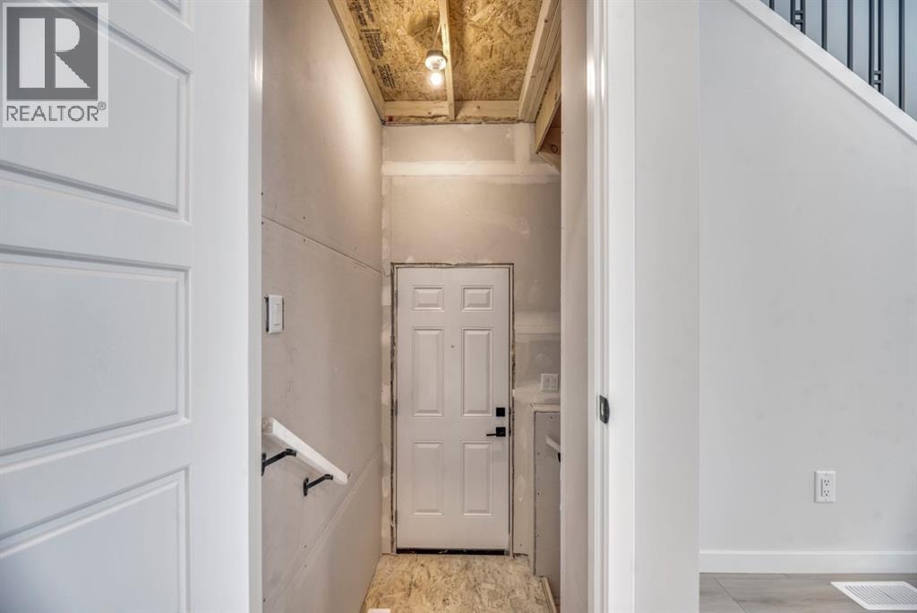 292 Marmot Grove NW — photo 31