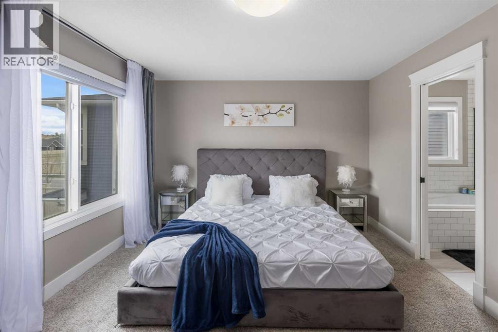 1595 Baywater Street SW — photo 24