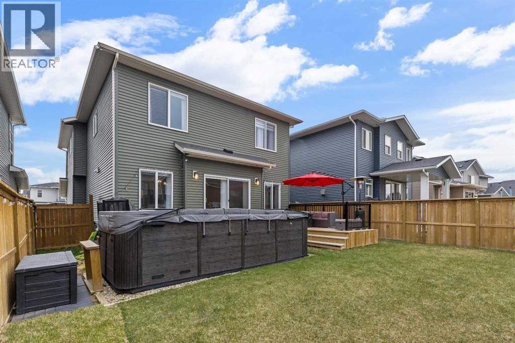 1595 Baywater Street SW — photo 38