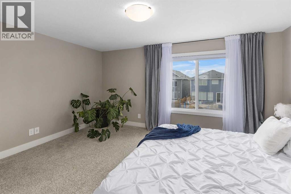 1595 Baywater Street SW — photo 25