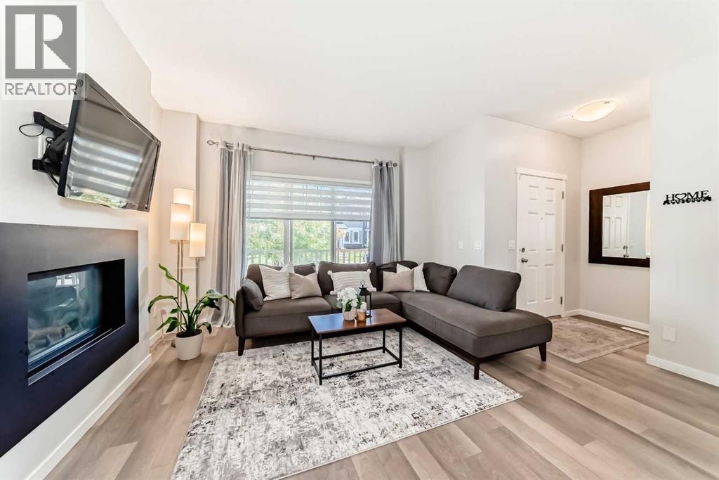 151 Copperpond Rise SE — photo 10