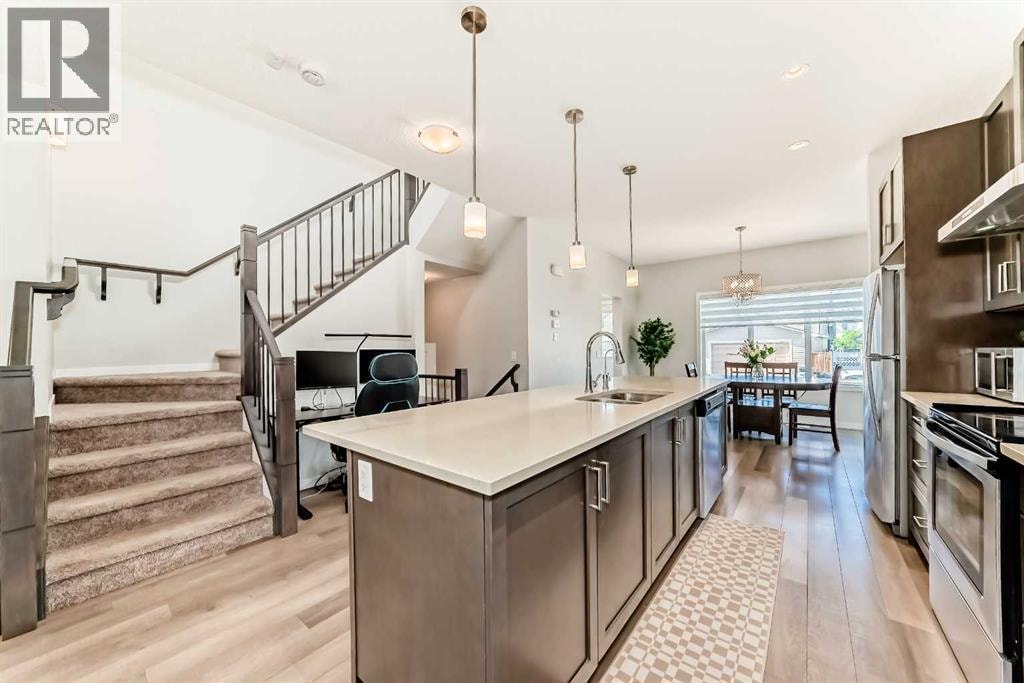 151 Copperpond Rise SE — photo 8