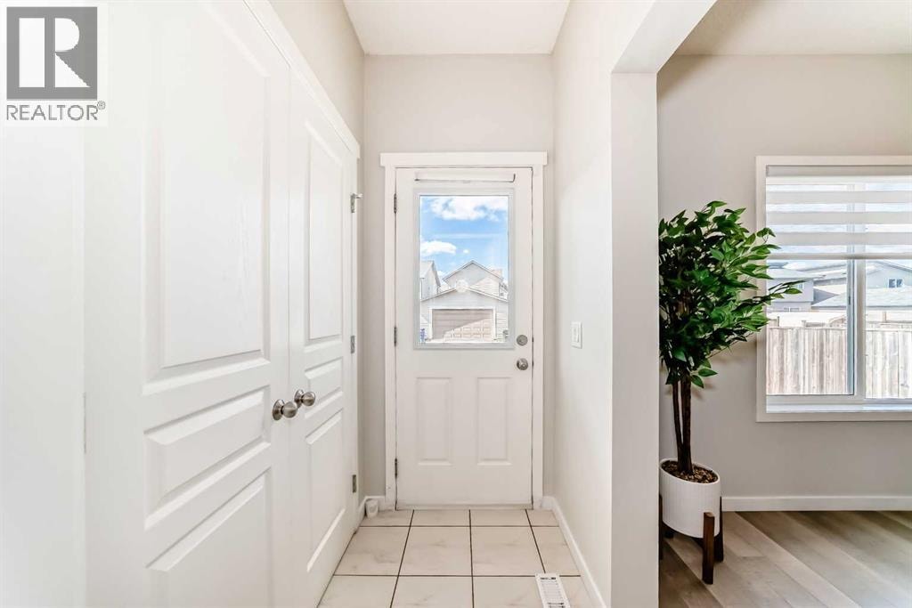 151 Copperpond Rise SE — photo 17