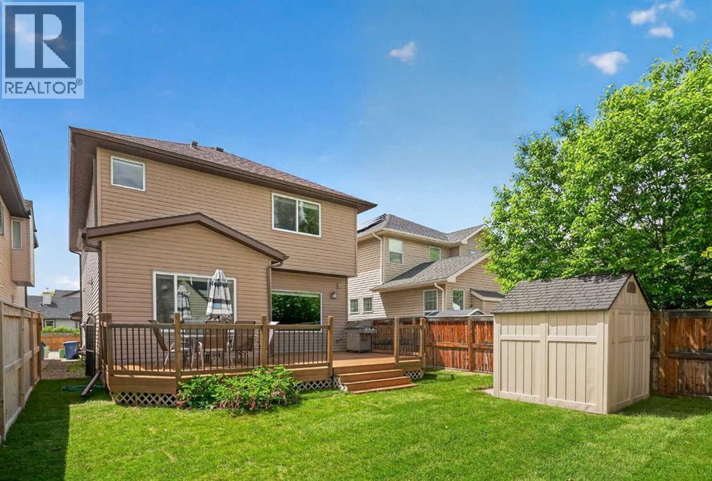 237 Brightonwoods Gardens SE — photo 3