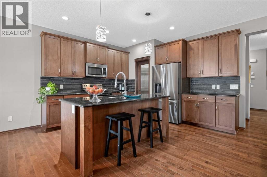 237 Brightonwoods Gardens SE — photo 6