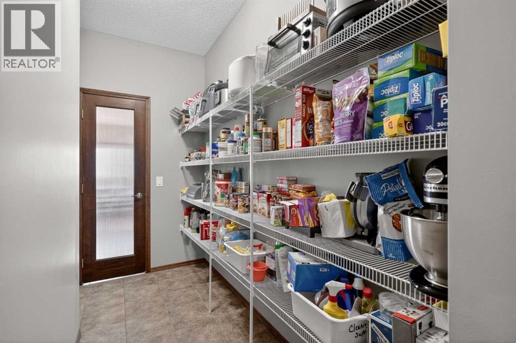 237 Brightonwoods Gardens SE — photo 9