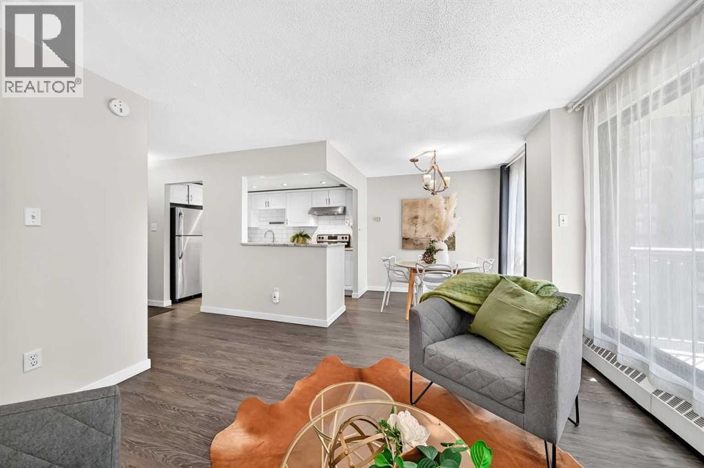 804, 1323 15 Avenue SW — photo 12