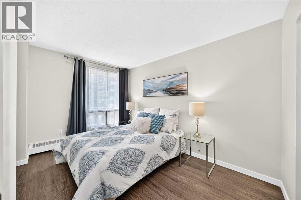 804, 1323 15 Avenue SW — photo 15