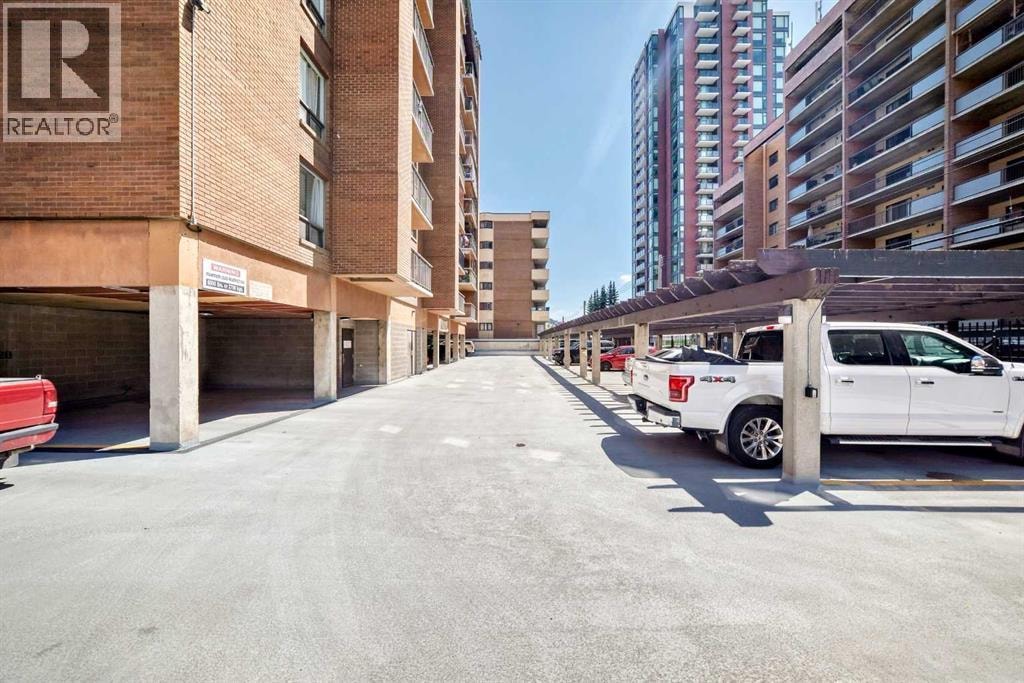 804, 1323 15 Avenue SW — photo 31